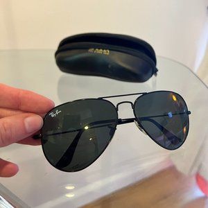 Ray-Ban Aviators All Black